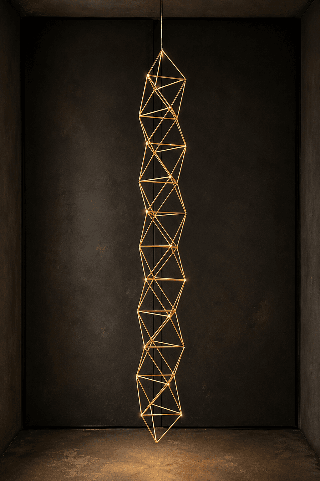«Павук ДНК», 2026 р., 200 × 20 × 20 см, паперові трубочки, LED